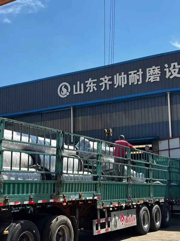 ชุดท่อคอมโพสิตสวม Bimetal ที่ทนต่อการสึกหรอ Qishuai ได้รับการบรรจุและส่งไปยังรัสเซียจนเต็มแล้ว